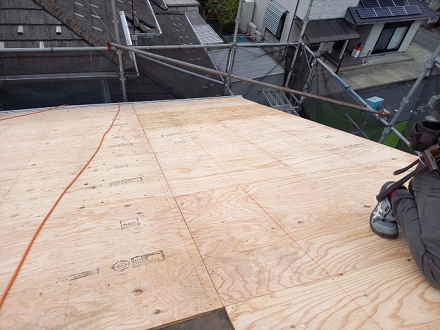 ラーチ合板で下地の強化